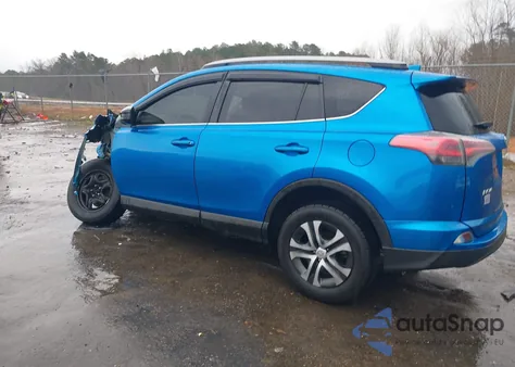 2017 Toyota Rav4 Le z USA, uszkodzony, nr VIN JTMZFREV2HJ701661